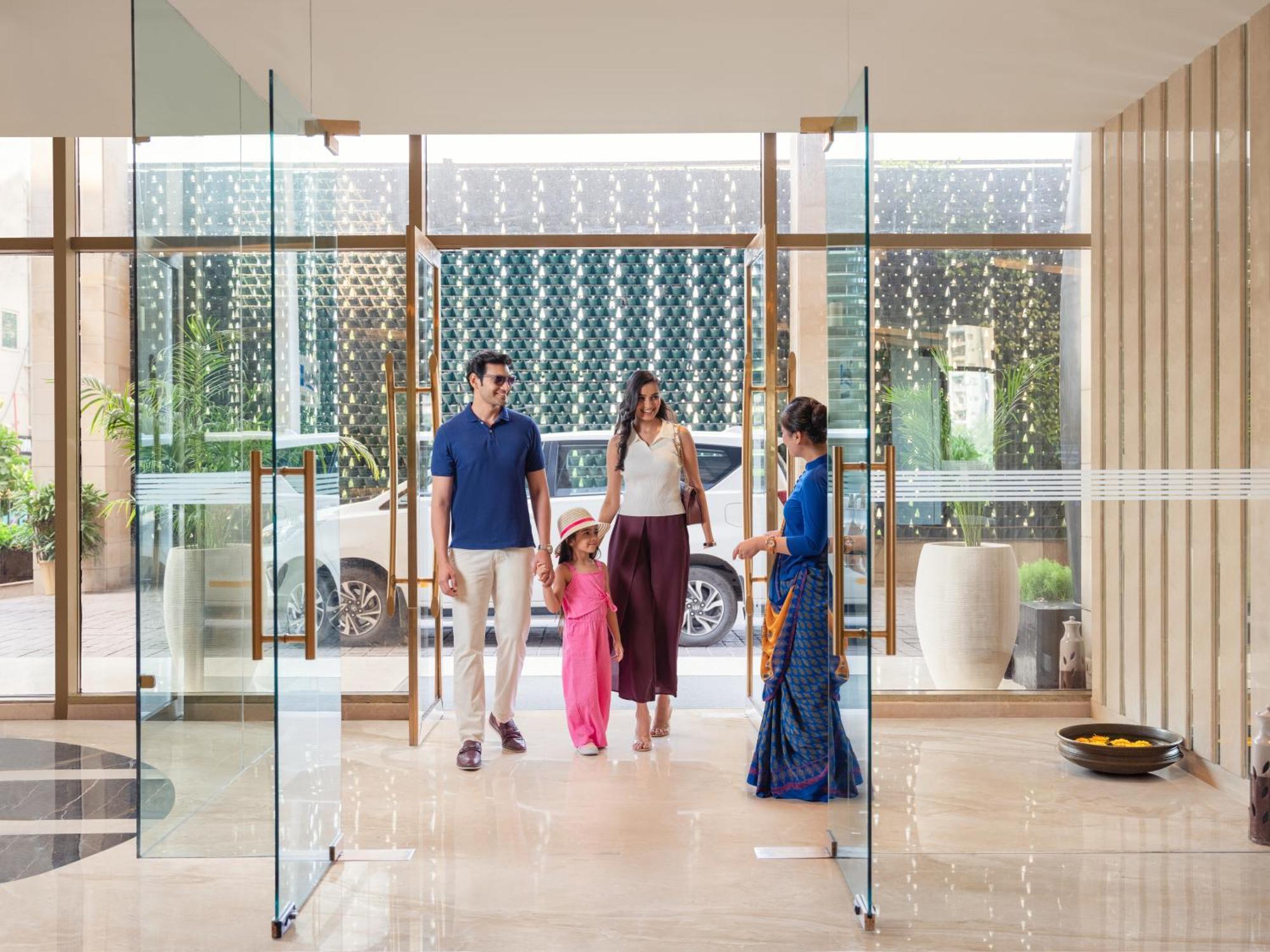 Radisson Blu Hotel New Delhi Dwarka Exterior foto The Oberoi, Mumbai